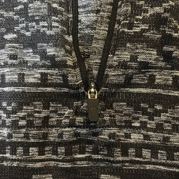 Lululemon Restless 1/4 Zip Pullover - Picture 2 of 4
